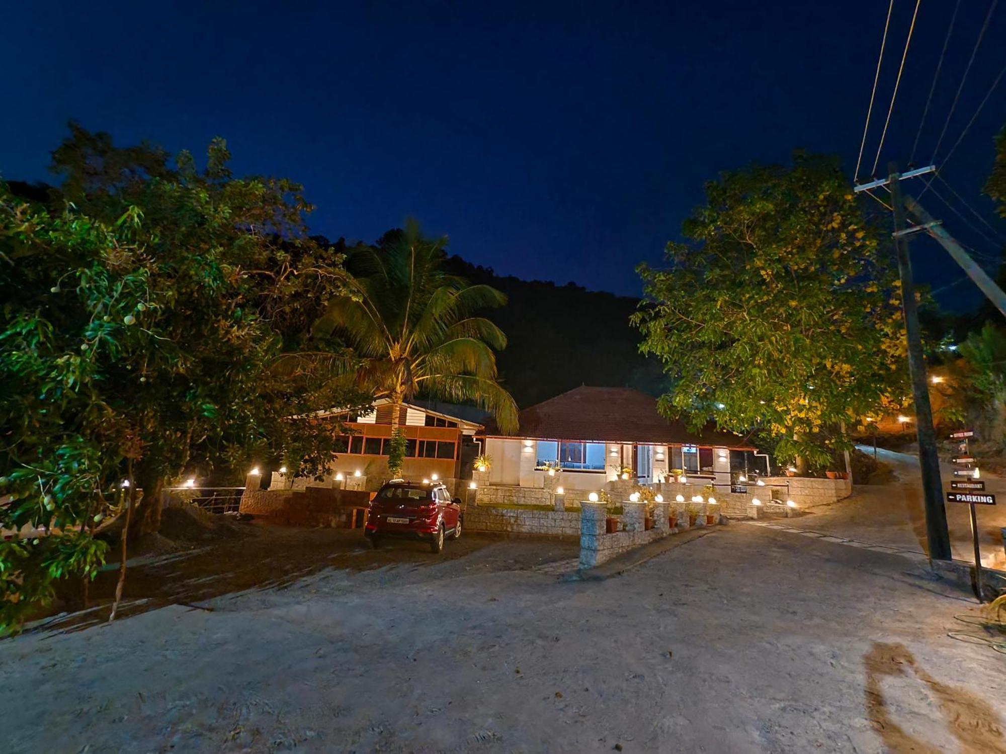 Forest And River Edge Resort Каннур Экстерьер фото